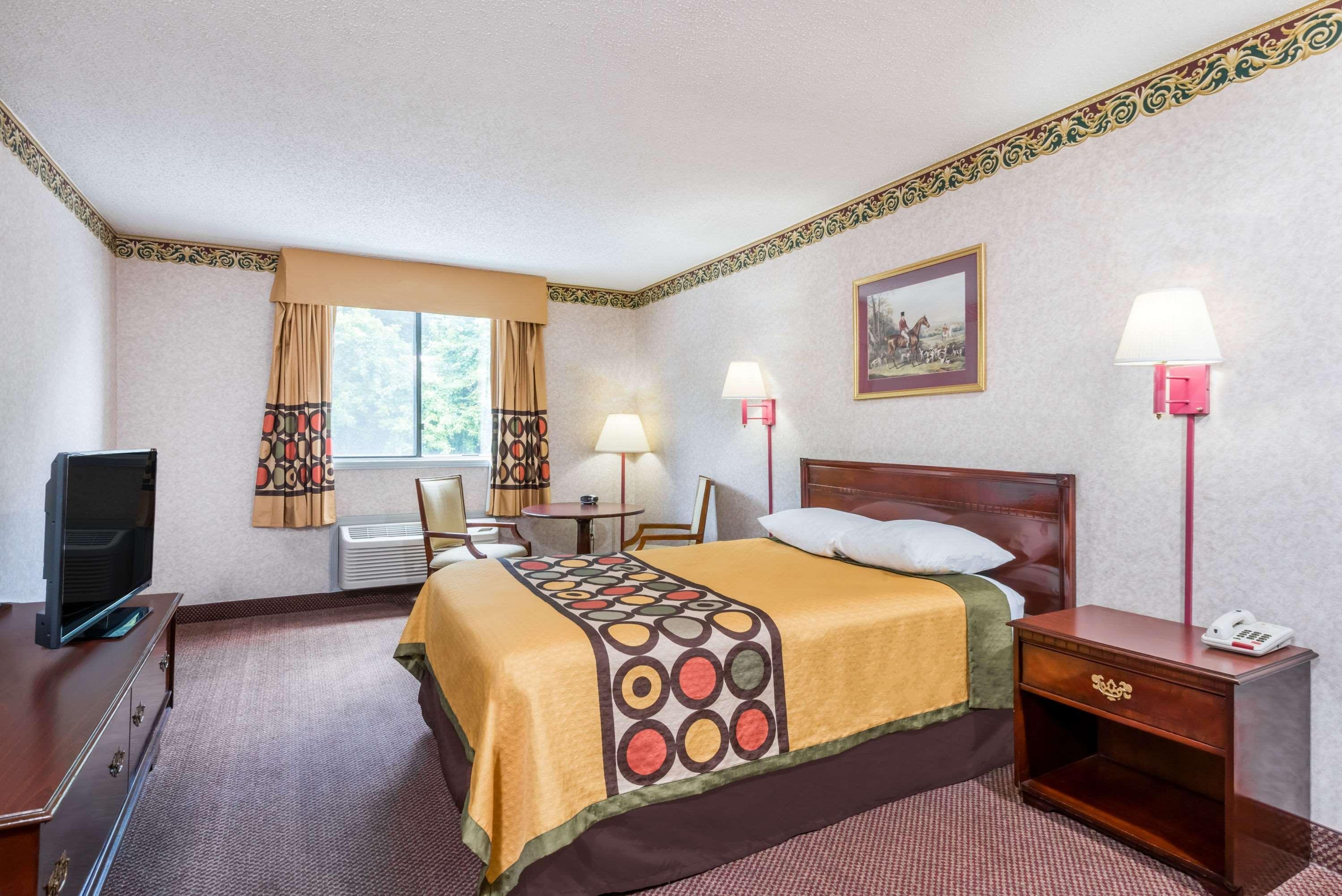 Super 8 By Wyndham Hancock Md Exterior photo